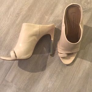 BCBG  high heel mules in blush